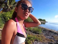 Thai GF sex on the strand in Philippines